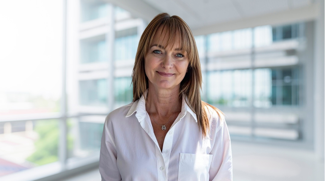 Title, Escrow & Closing — Christina Moser